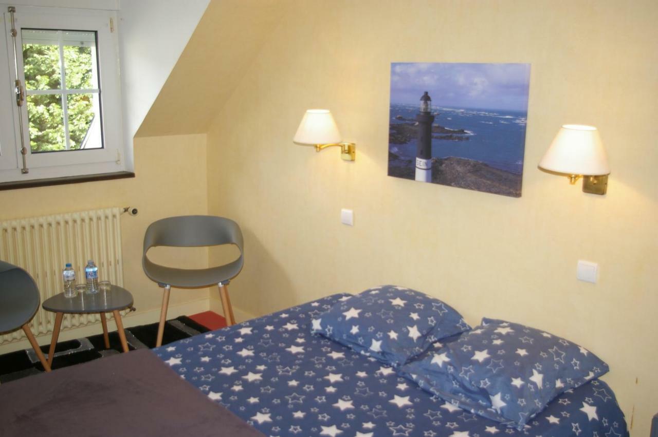 Domaine Les Grandes Roches Bed & Breakfast Tregunc Exterior photo