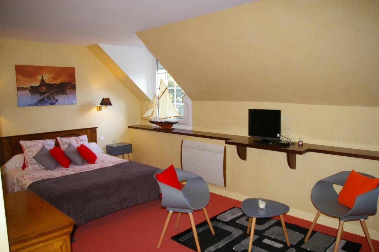 Domaine Les Grandes Roches Bed & Breakfast Tregunc Exterior photo