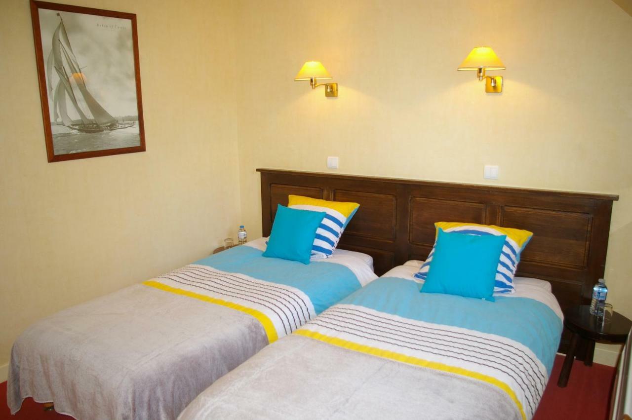 Domaine Les Grandes Roches Bed & Breakfast Tregunc Exterior photo